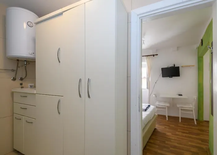 Esperanza Apartment *